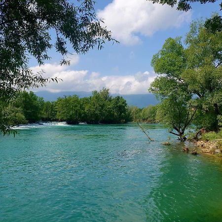 Holiday Home Waterfall View Bihać Екстериор снимка