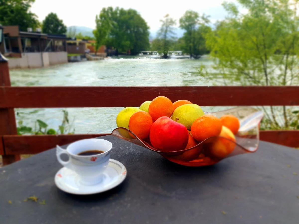 Holiday Home Waterfall View Bihać Екстериор снимка