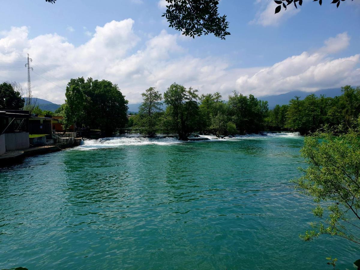 Holiday Home Waterfall View Bihać Екстериор снимка